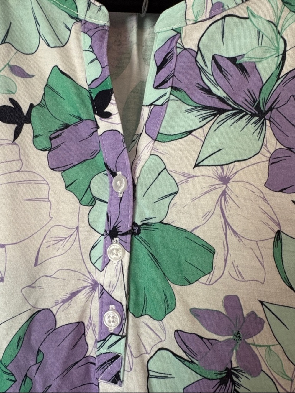 Liz Claiborne Purple & Mint Floral Sleeveless Henley Top Size L - Picture 3 of 9